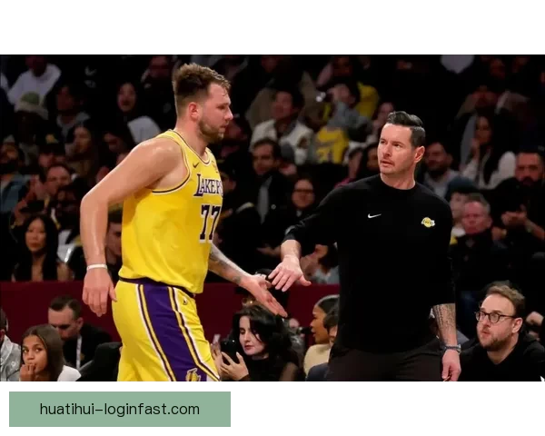 雷迪克称东契奇末节精彩发挥 詹姆斯状态让人自愧不如